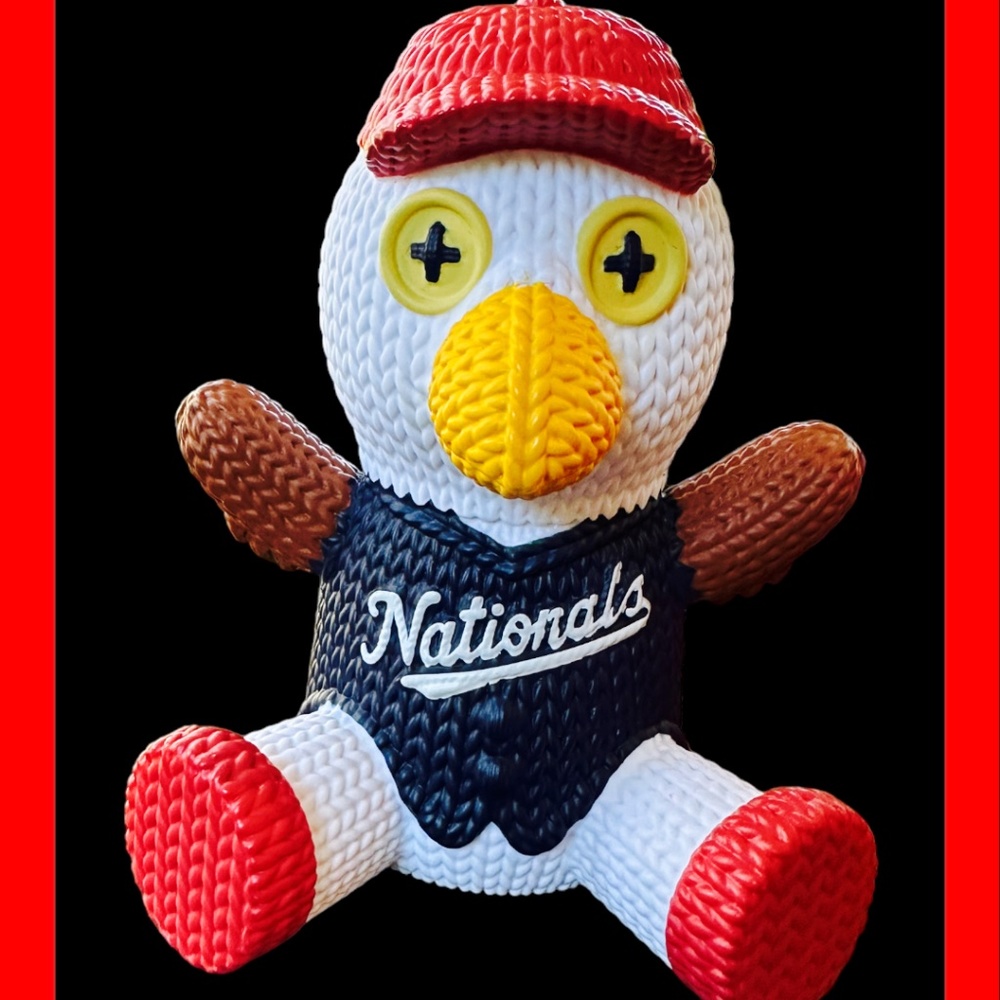 Washington Nationals - Screech Handmade by Robots Vinyl Figure SGA collectible